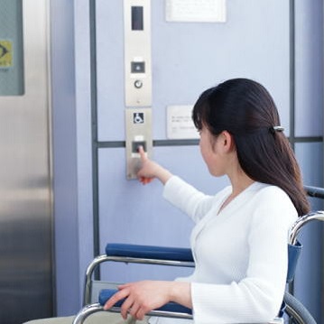 �a�@�@�����ݔ��E�f���ݔ�