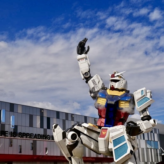 �e�[�}�p�[�N�@�����ݔ��E�f���ݔ�